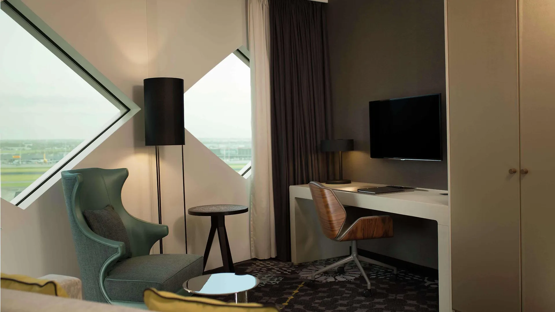 ****  Hotel Hilton Amsterdam Airport Schiphol Holandia