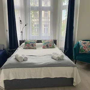 Monte Cassino Wiktoria Apartament