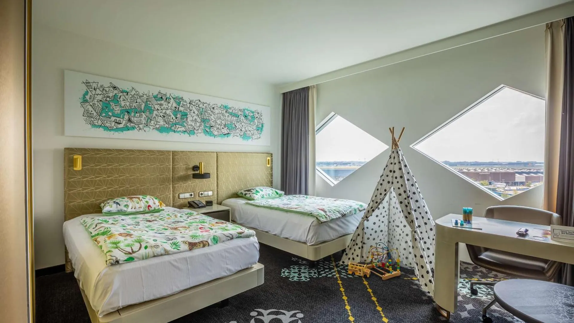 Hilton Amsterdam Airport Schiphol Ξενοδοχείο 4*,